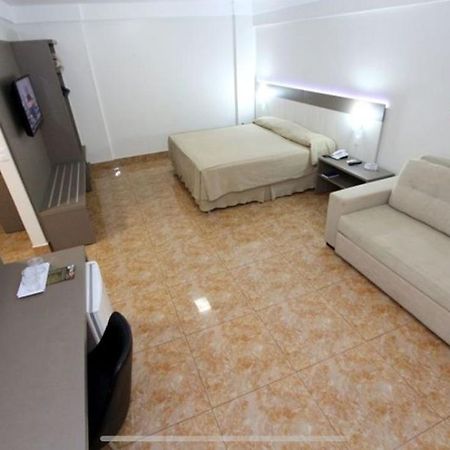 Vip Hotel Caldas Novas Buitenkant foto